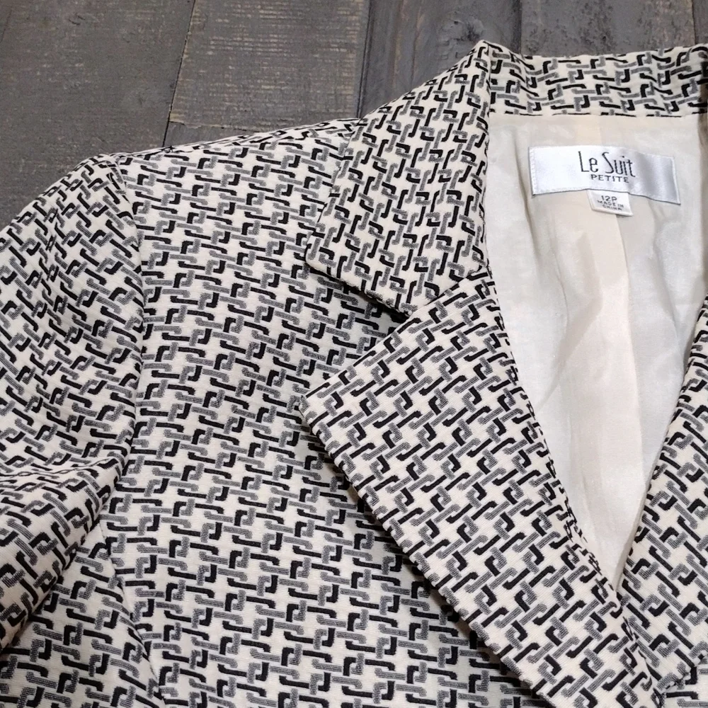 Le Suit Petite Ladies Grey/Black/ Ivory Waist Suit Jacket SZ 12p - Picture 6 of 11
